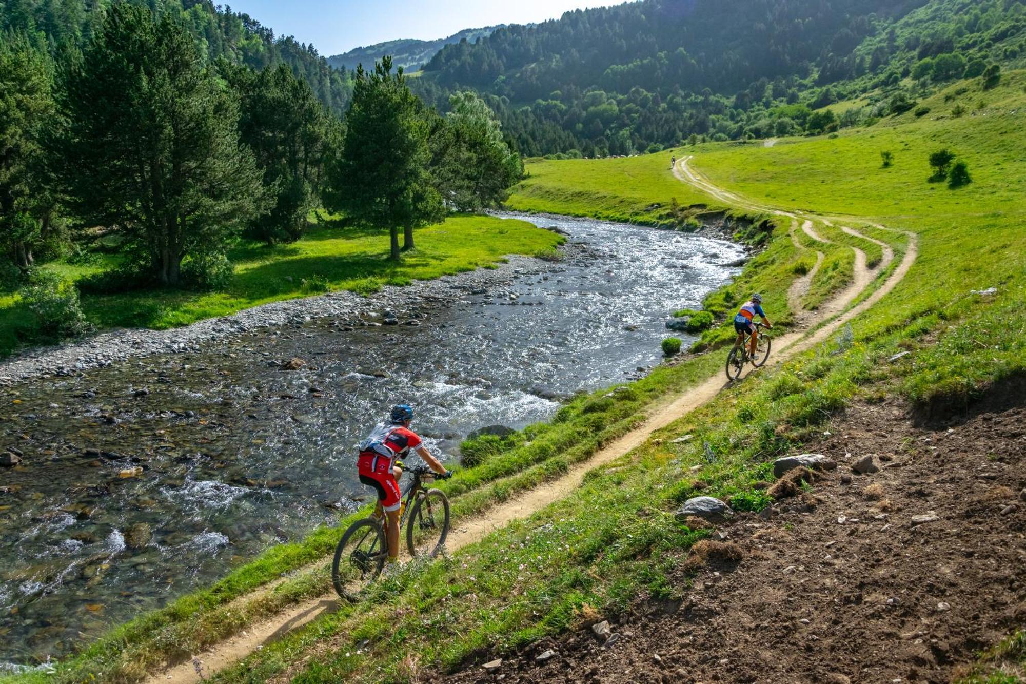 Hotel Montarto Baqueira Beret Eksteriør bilde